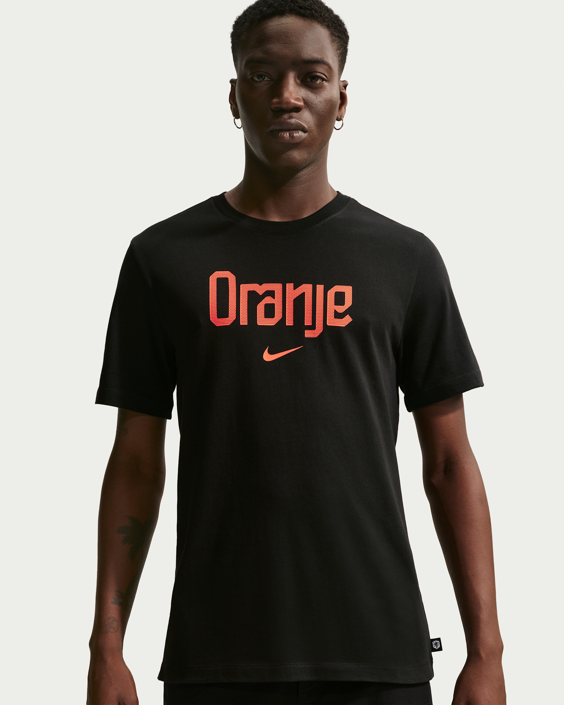 NIKE公式】オランダ メンズ ナイキ サッカー Tシャツ.オンラインストア